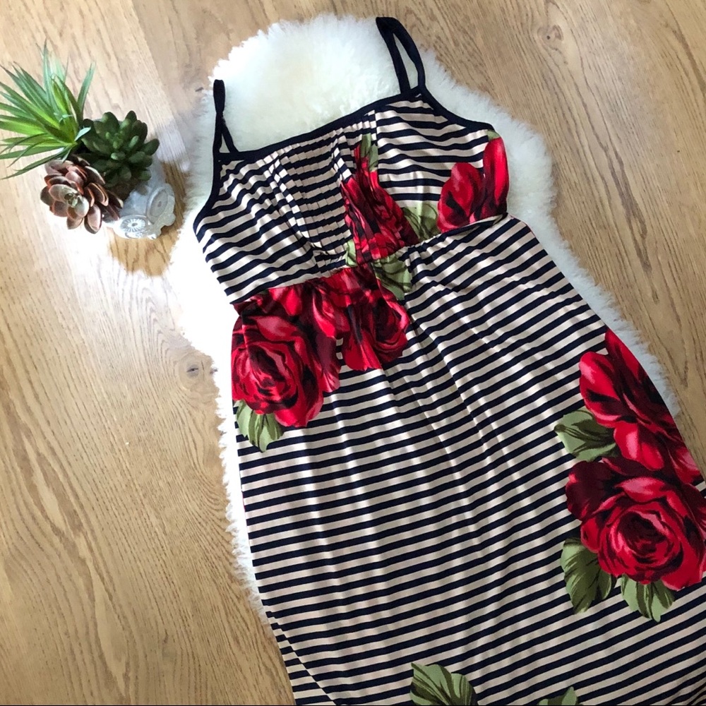 Rose Print Maxi Dress - M/L